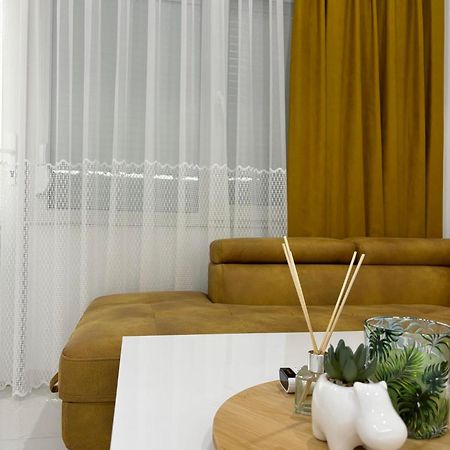 Apartament Pami Néa Péramos Zewnętrze zdjęcie